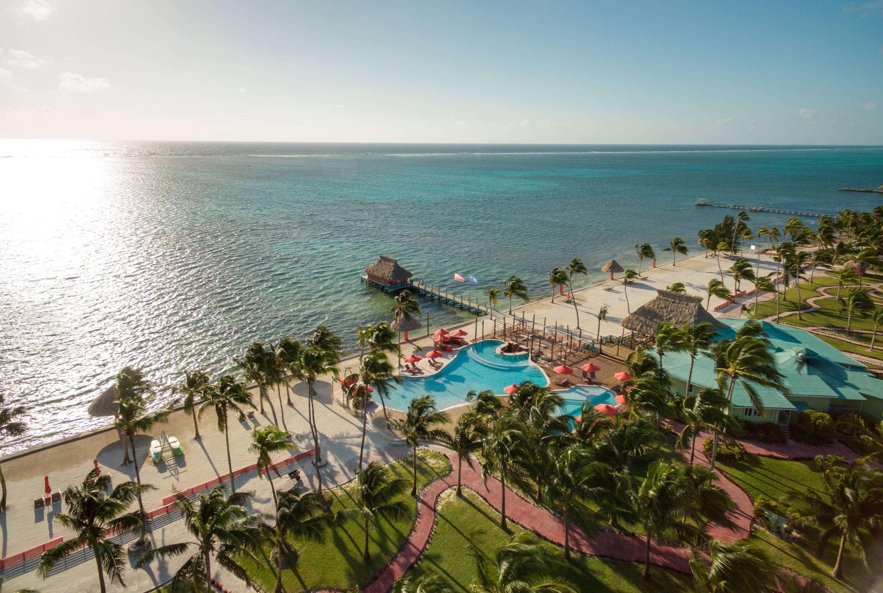 Costa Blu Beach Resort, Trademark Collection By Wyndham (Adults Only) Сан Педро Екстериор снимка